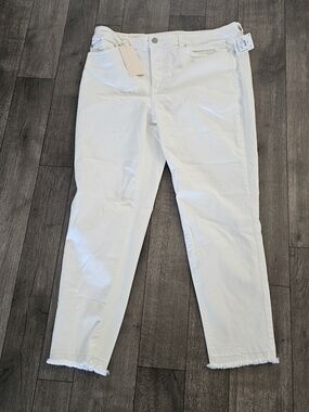 Vince Camuto White Frayed Hem Straight Leg Jeans Size 16 {Bx16}
